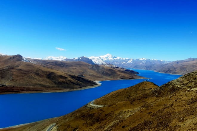 Yamdrok Lake