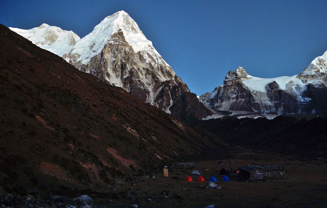 Mt Kanchenjunga