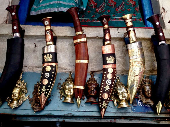 khukuri-makeing-in-nepal